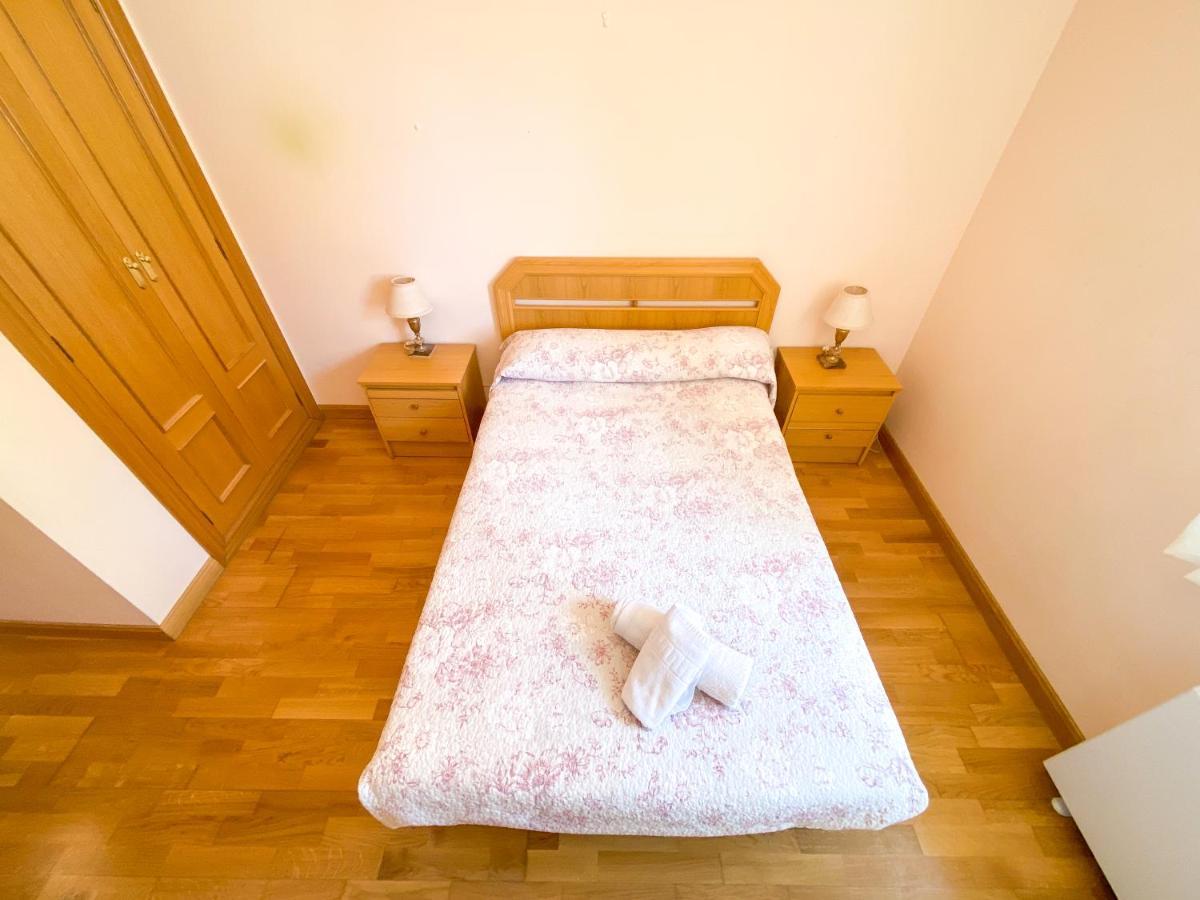 Vivienda Turistica Los Leones Berlanga de Duero Exteriér fotografie