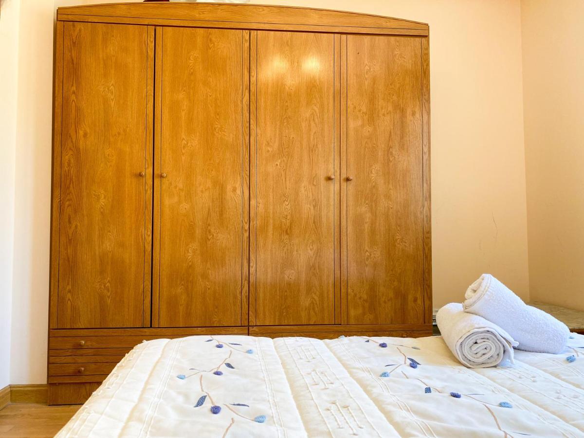 Vivienda Turistica Los Leones Berlanga de Duero Exteriér fotografie