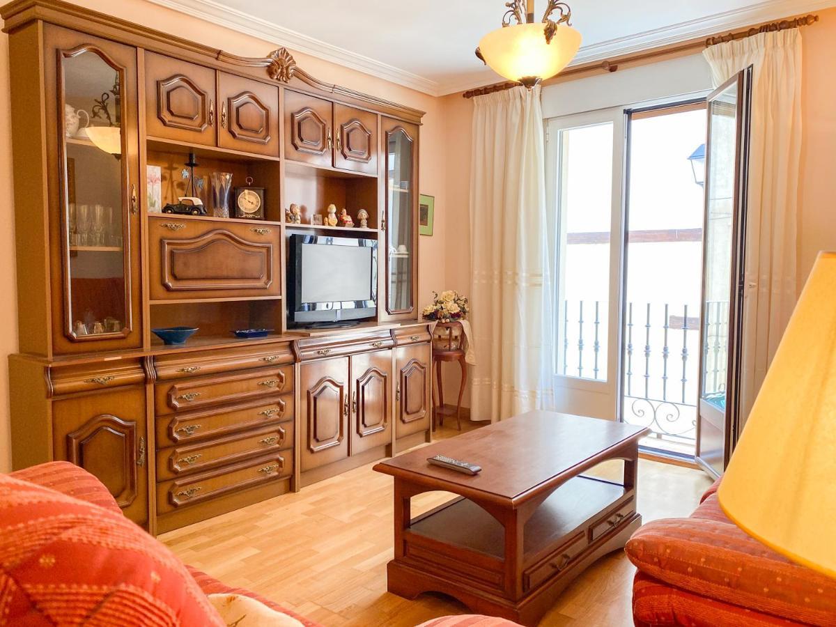 Vivienda Turistica Los Leones Berlanga de Duero Exteriér fotografie