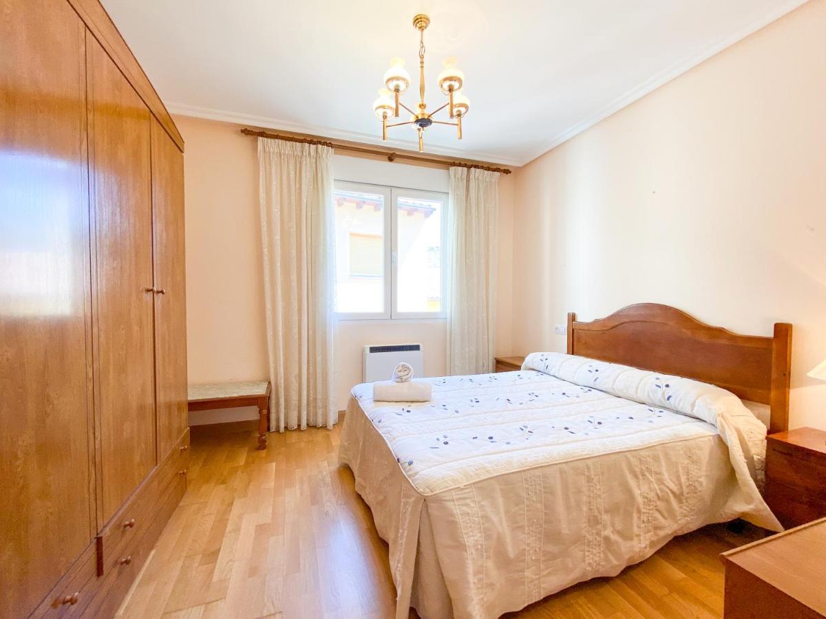 Vivienda Turistica Los Leones Berlanga de Duero Exteriér fotografie